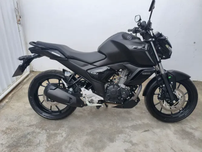 Yamaha Fazer FZ15 2026/2026 - Único Dono (2.300 km)