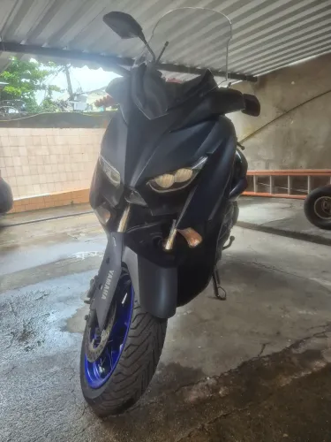 XMAX 250 ANO 2023