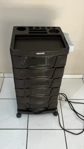 Carrinho auxiliar 