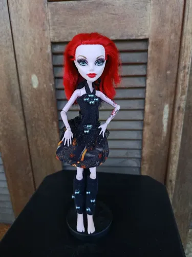 Monster high roupa (ler a descrição)