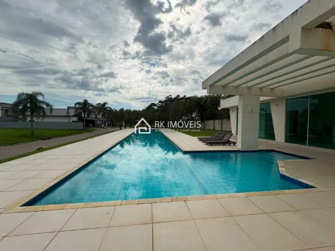 Terreno de 400m² em Condomínio Fechado Conforto, Segurança e Lazer Completo