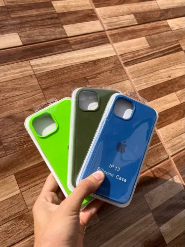 Capinha iPhone 13
