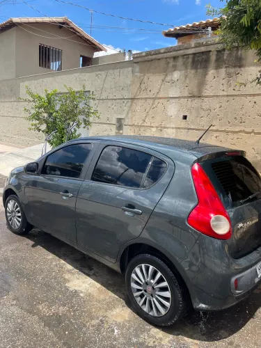 Fiat Palio Attractive 1.0 EVO Fire Flex 8V 5P 2012