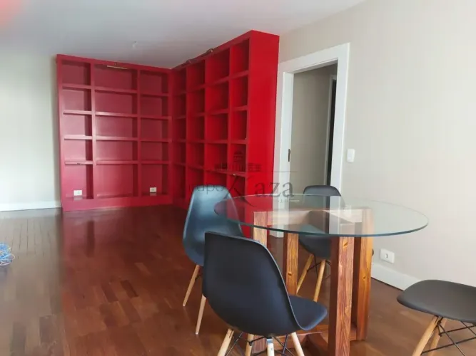 Apartamento - Jardim Paulista - 2 Dormitórios - 70m².