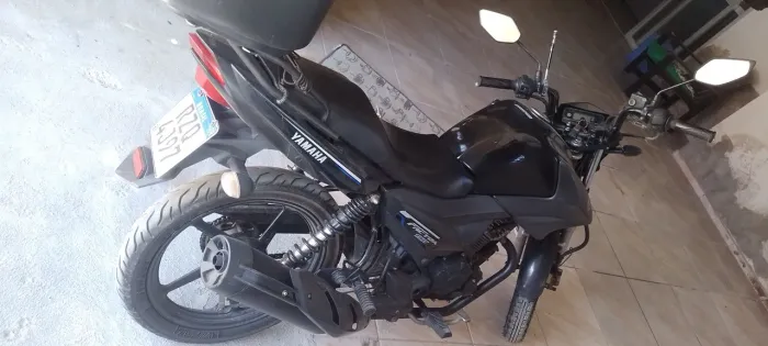 Vendo moto Factor 150 2023