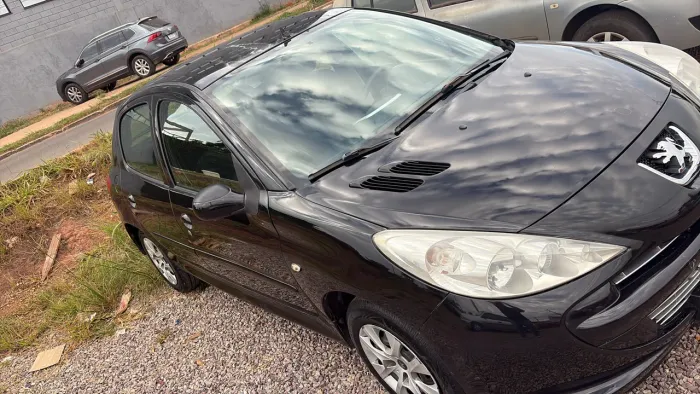 Peugeot 207 XR 1.4 Flex 8V 5P 2013
