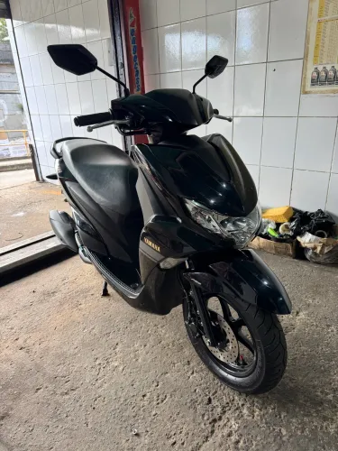 Yamaha Fluo 125 