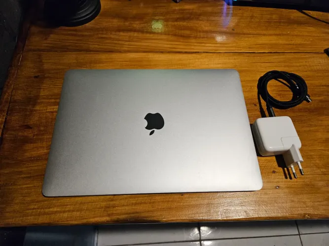 Macbook Air M1 8GB 256GB - Funcionando Perfeitamente - Leia a Descrição