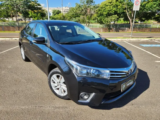 Toyota Corolla GLI 1.8 Flex 16V Aut. 2016