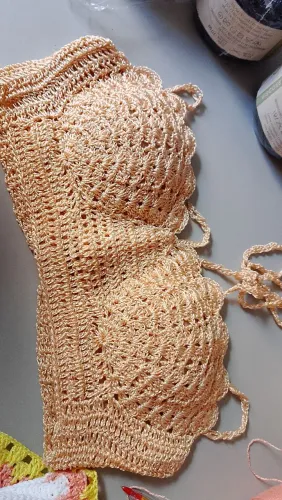 Roupa de crochê