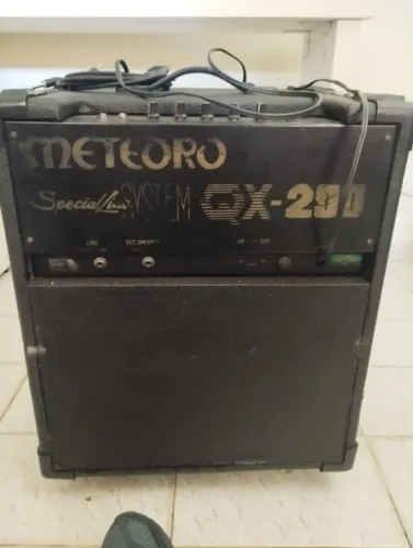 Amplificador de contrabaixo