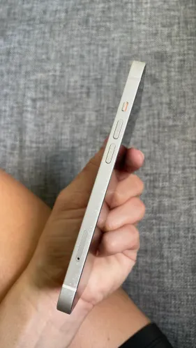 VENDO IPHONE 13