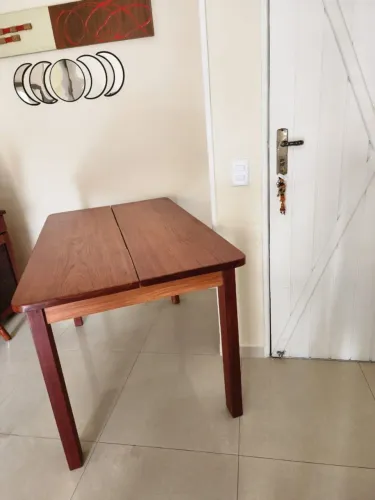Mesa de madeira 