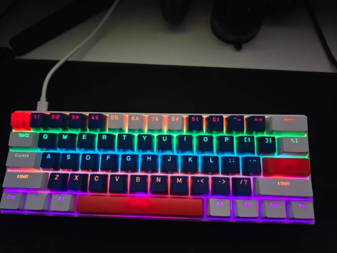 Teclado Gamer Tkl 61 Teclas Rgb Switch Mechanical Keyboard