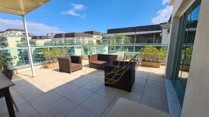 Cobertura Condomínio Le Parc (Barra da Tijuca) - 4 Quartos ( 2 Suítes) - 205m²