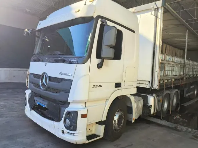 CAMINHAO MERCEDES-BENZ 2546LS COM RETARDER