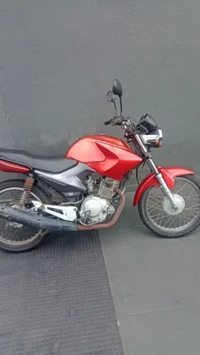 Vende-se Factor 125 com partida elétrica.