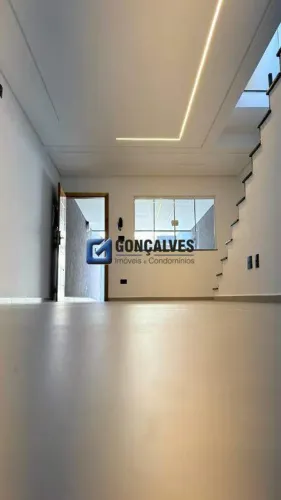 Sobrado à venda na Vila Alzira (Santo André) 3 dorms, 1 suíte, 2 vagas