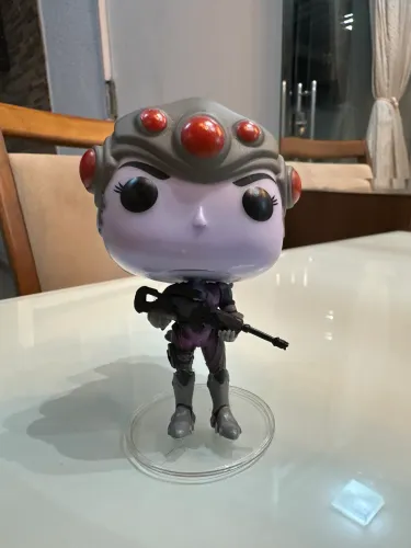 Funko Pop! Overwatch Widowmaker Game Colecionável 