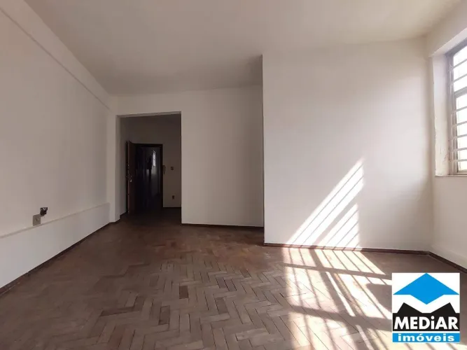 Sala / Conjunto à venda em Belo Horizonte