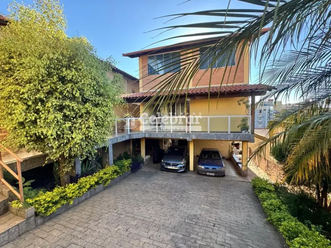 Casa para Venda em Contagem, Eldorado, 3 dormitórios, 1 suíte, 3 banheiros, 6 vagas