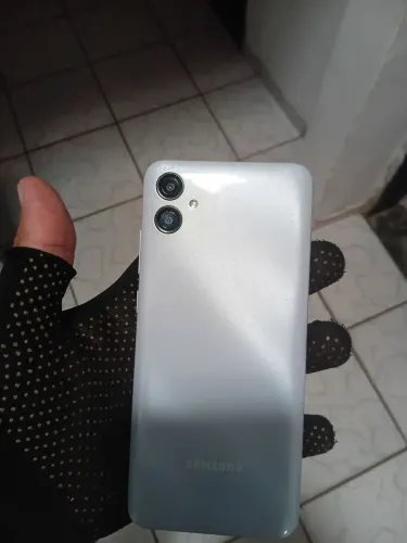 Samsung A04e