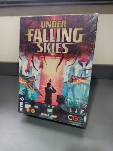 Jogo de Tabuleiro Under Falling Skies