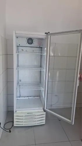 Freezer expositor