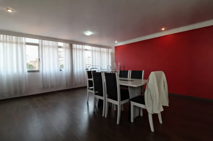 Pinheiros · Venda · 3 dormitórios