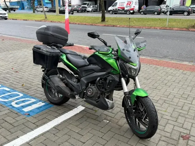 Bajaj Dominar D400 T 2023