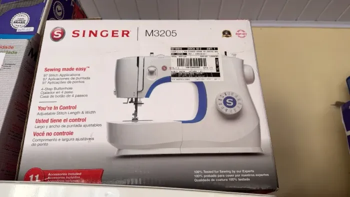 Máquina de costura singer nova 