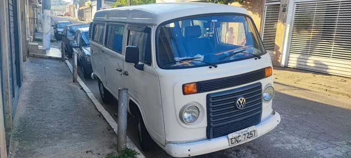 Volkswagen Kombi Standard 1.4 MI Total Flex 8V 2010