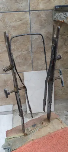 Alinhador centralizador roda de bicicleta antigo 
