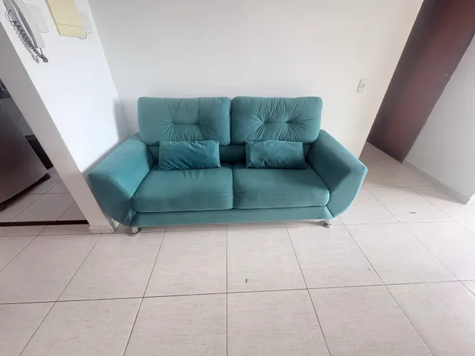 Sofá 3 Lugares (2,00m) - Excelente Estado | Muito Confortável