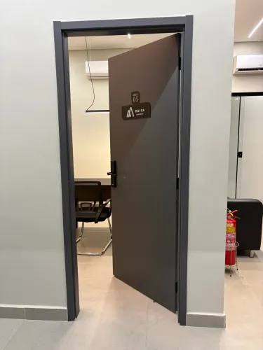 Repasse de Locação - Sala de Atendimento. Escritório | Edifício The Center II
