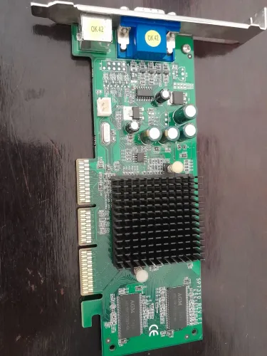 Placa de vídeo Geforce Mx4000