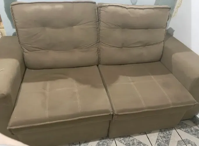 Sofá retrátil
