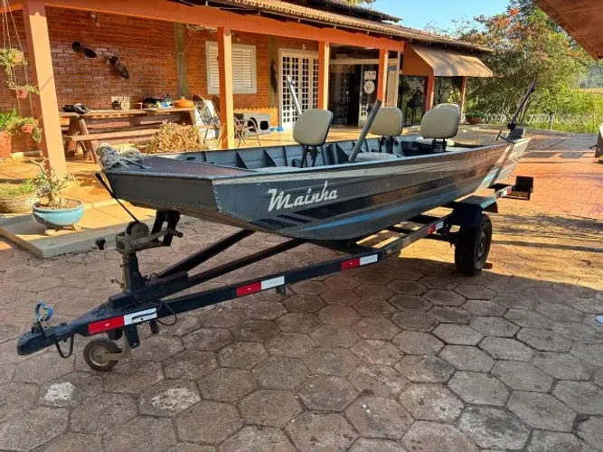 BARCO DE ALUMÍNIO 5 METROS + YAMAHA 15 HP + CARRETINHA. CONJUNTO COMPLETO
