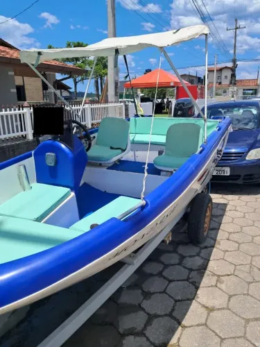 LANCHA CASCO DUPLO MOTOR EVINRUDE 25