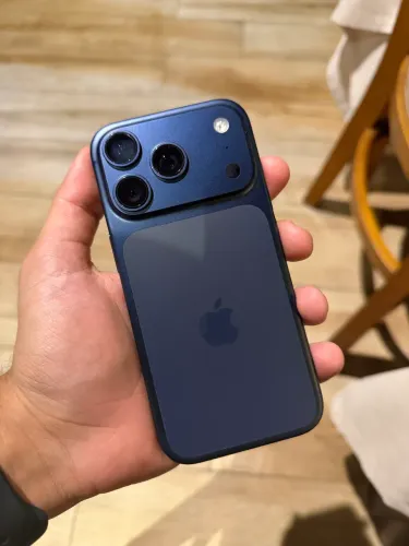IPHONE 17 PRO 256GB 8 meses de uso na garantia!!