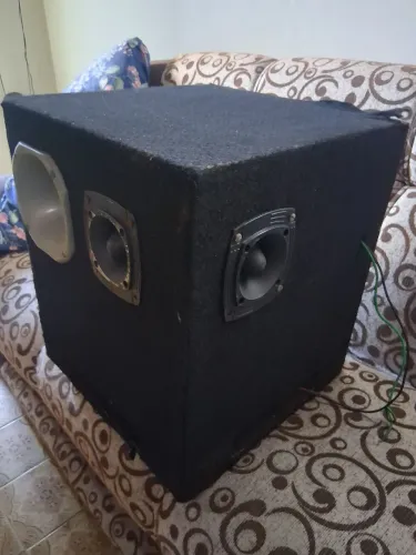 VENDO CAIXA DE SOM VOLANTE PARA MOTO