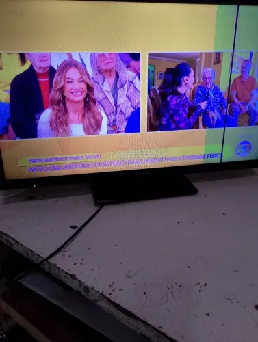 Vendo tv Panasonic 32 polegadas