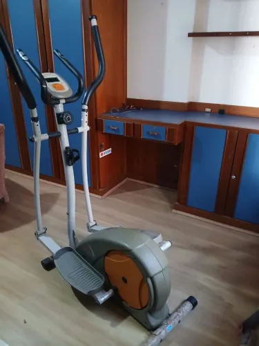 Vendo Aparelho Ginástica Elíptico Athletic Advanced