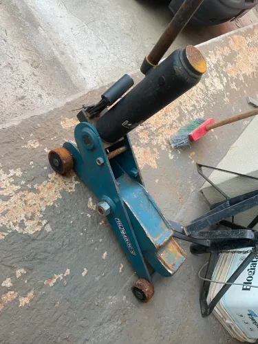 Macaco hidráulico 4T