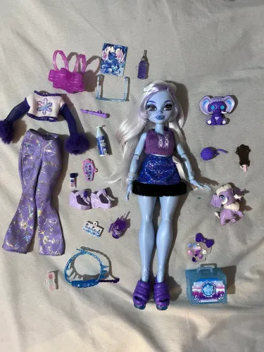 Monster high Abbey g3