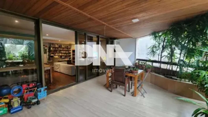 Apartamento : Padrão / Residencial / Barra da Tijuca