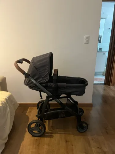 Carrinho infantil trio