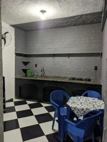 Residencial kitnet, até 2 pessoas.