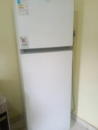 Geladeira mideia
