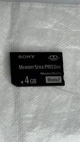 Cartão de Memória Sony Memory Stick PRO Duo 4GB (Mark 2 / MagicGate)